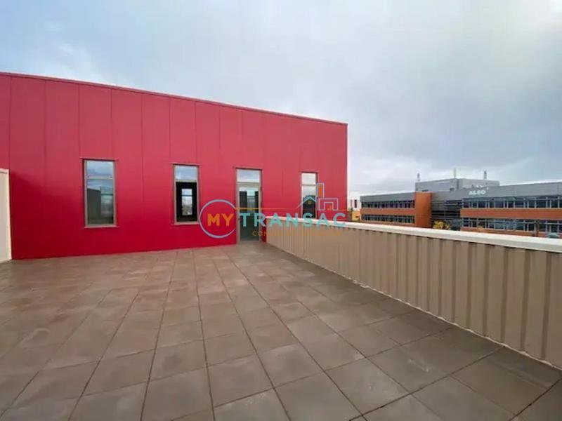 Local d'activités - 652 m²