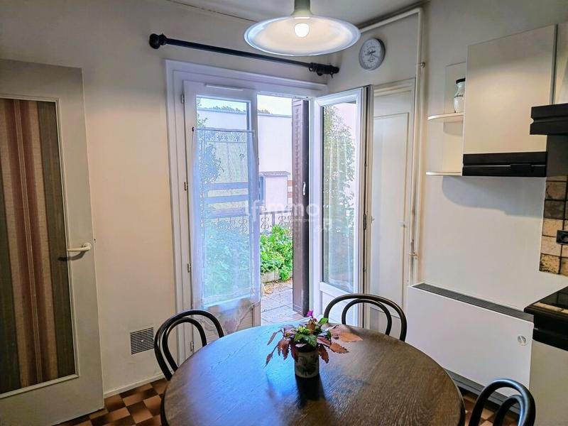 Maison - 102 m² - 5 pièces