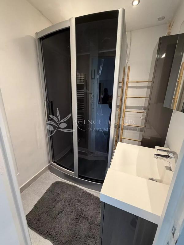 Appartement villa - 55 m² - 3 pièces