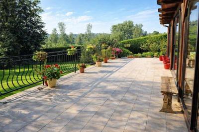 Maison - 200 m² - 8 pièces