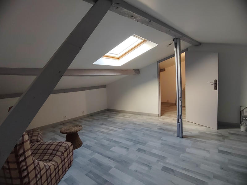 Maison - 98 m² - 4 pièces