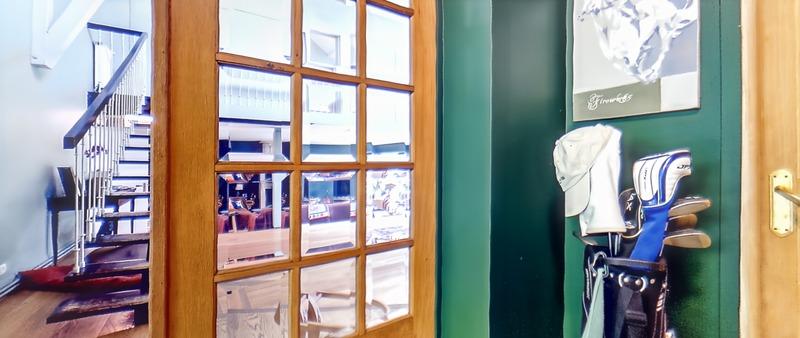 Propriété - 233 m² - 7 pièces