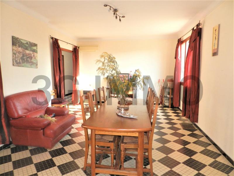Maison - 204 m² - 10 pièces