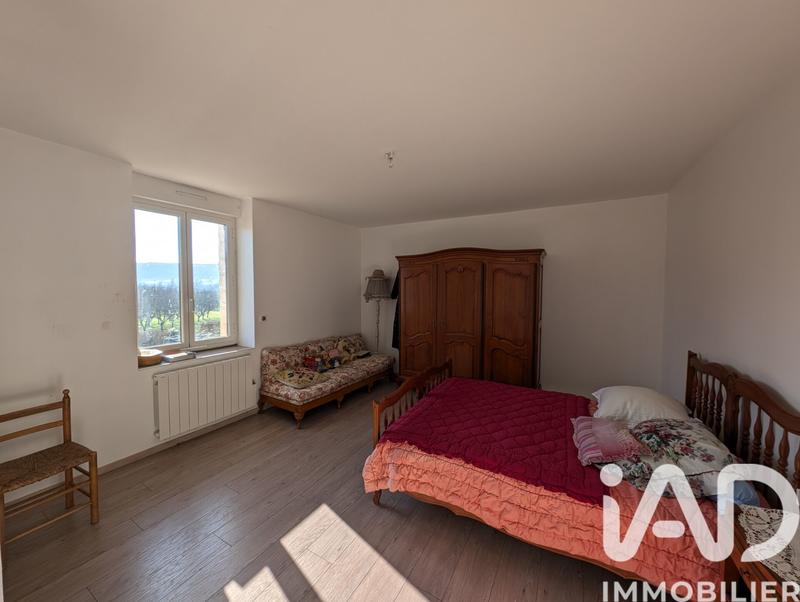 Maison - 160 m² - 5 pièces