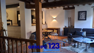 Maison - 225 m² - 6 pièces