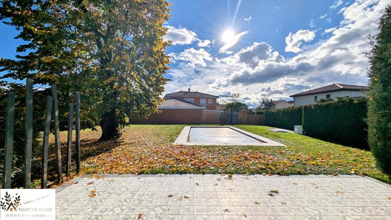 Villa - 141 m² - 5 pièces