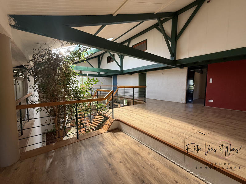 Maison ancienne - 432 m² - 10 pièces