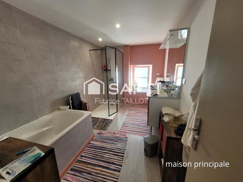 Maison - 345 m² - 14 pièces