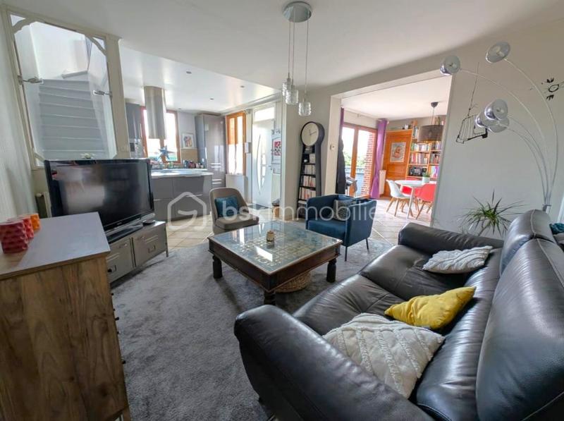 Maison - 90 m² - 4 pièces