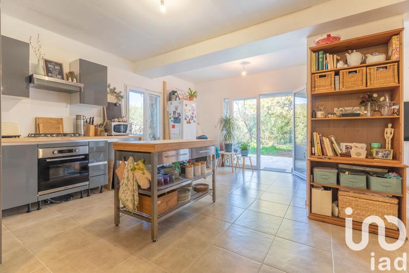 Maison - 256 m² - 8 pièces