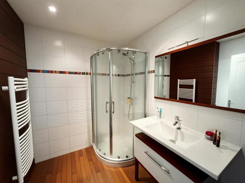 Appartement - 91 m² - 5 pièces