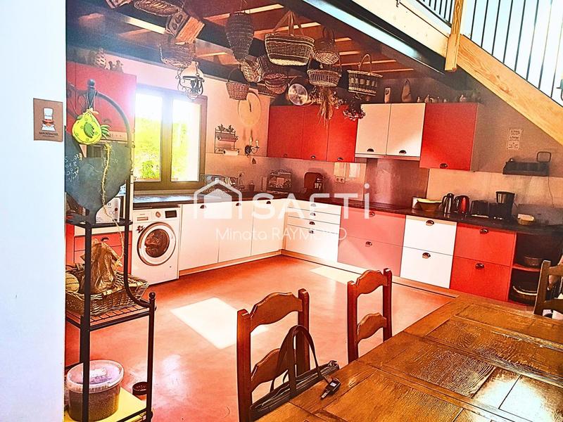 Maison - 170 m² - 7 pièces