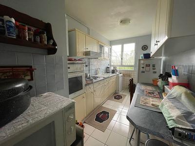 Appartement - 77 m² - 4 pièces