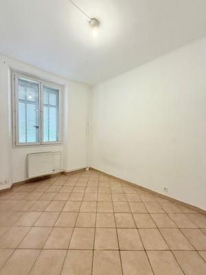 Appartement - 76 m² - 4 pièces