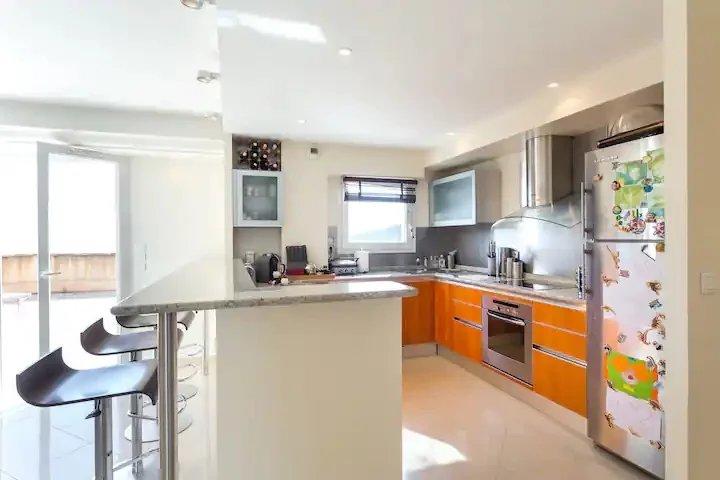 Villa sur toit - 108 m² - 4 pièces