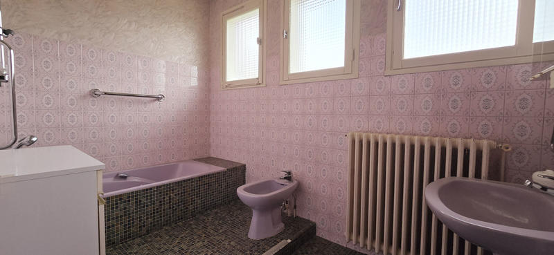 Maison - 179 m² - 8 pièces