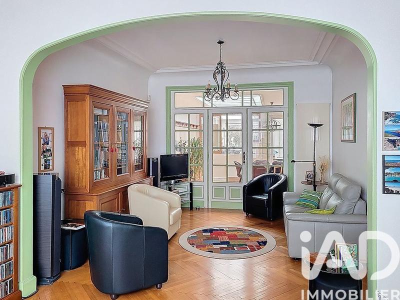 Maison - 173 m² - 7 pièces