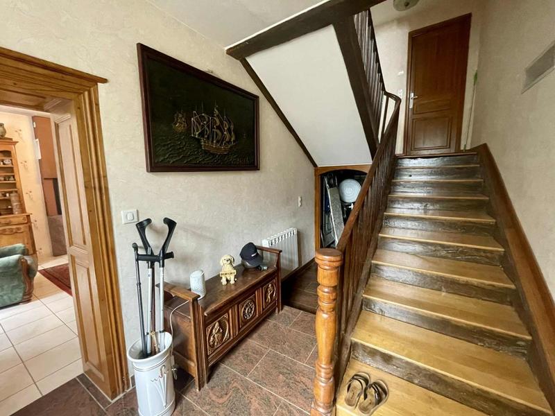 Maison - 195 m² - 7 pièces