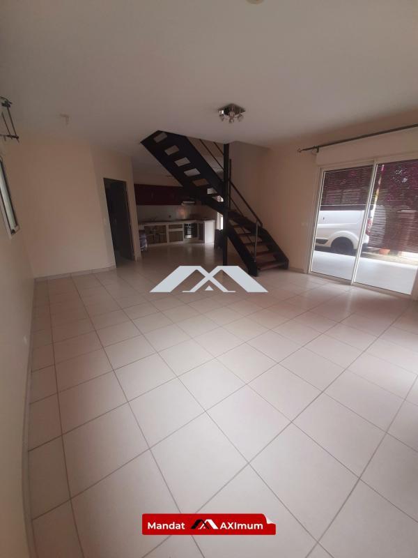 Maison - 83 m² - 3 pièces