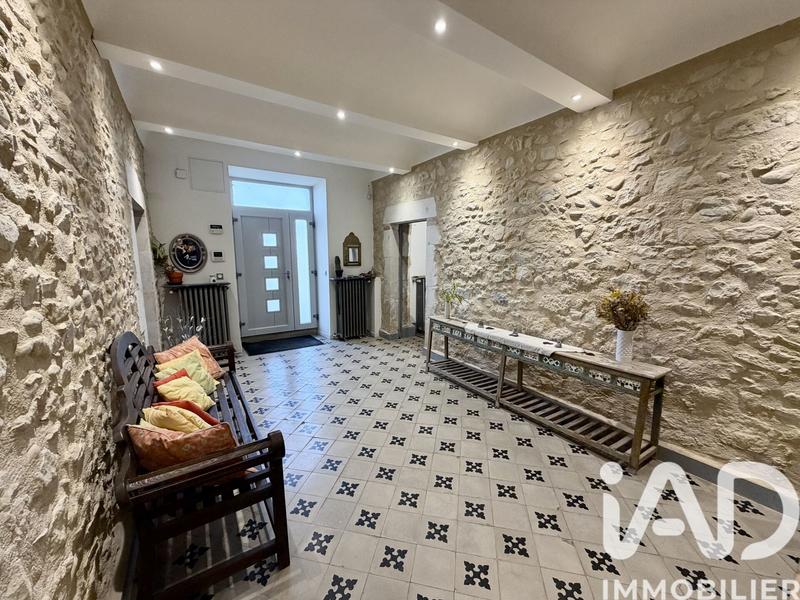 Maison - 600 m² - 17 pièces