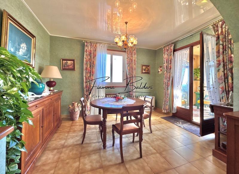 Maison - 123 m² - 5 pièces