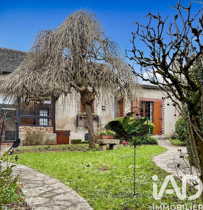 Maison - 94 m² - 5 pièces