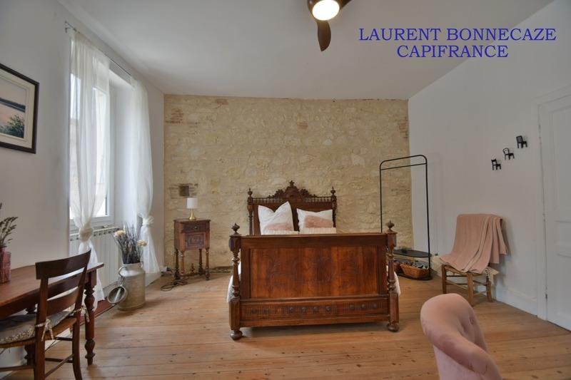 Maison - 283 m² - 6 pièces