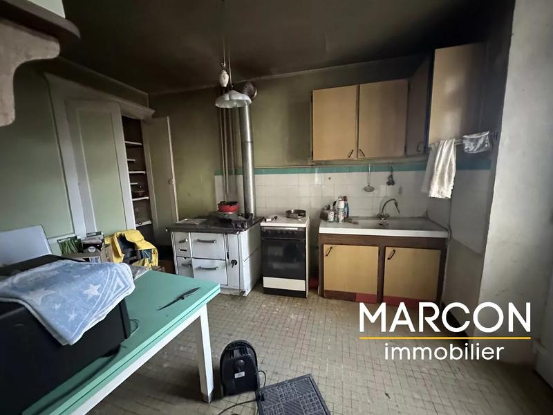 Maison de village - 217 m² - 8 pièces