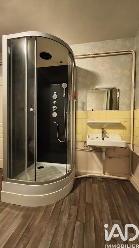 Maison de village - 426 m² - 14 pièces