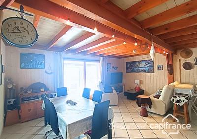 Maison - 105 m² - 4 pièces