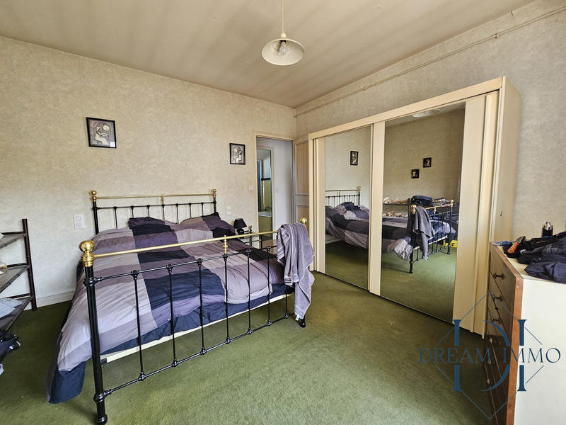 Villa - 319 m² - 14 pièces