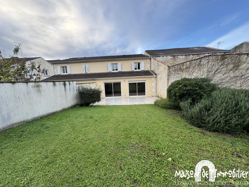 Maison - 161 m² - 5 pièces