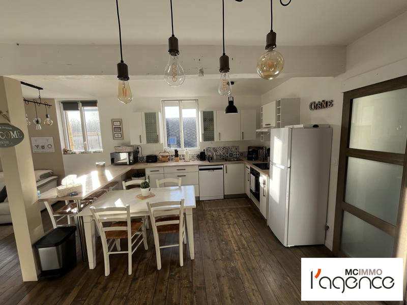 Appartement - 75 m² - 3 pièces