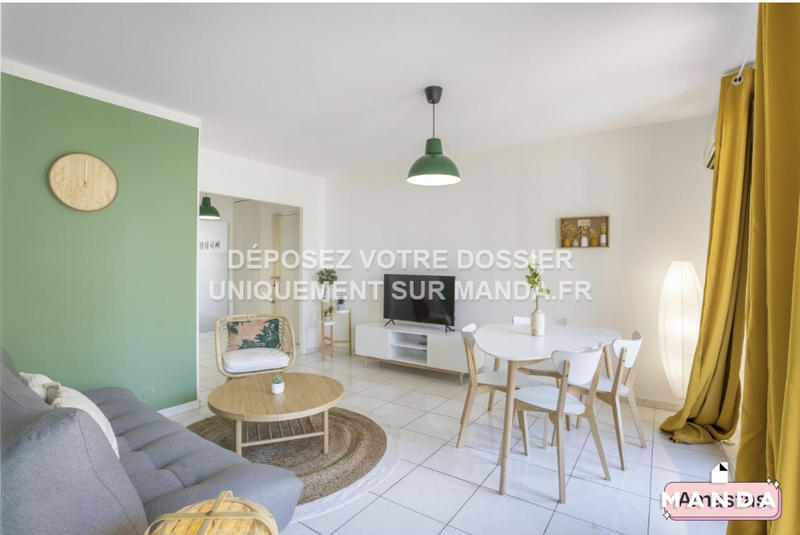 Chambre - 10 m² - 4 pièces