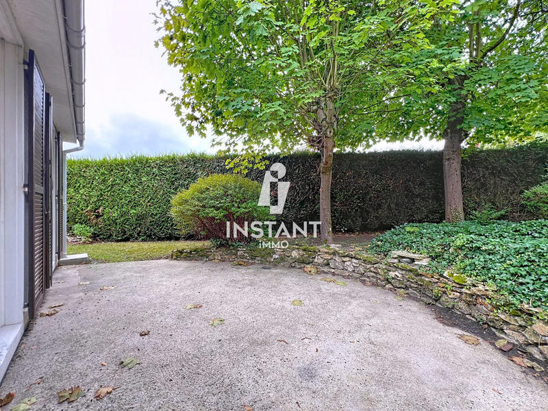 Maison - 127 m² - 8 pièces