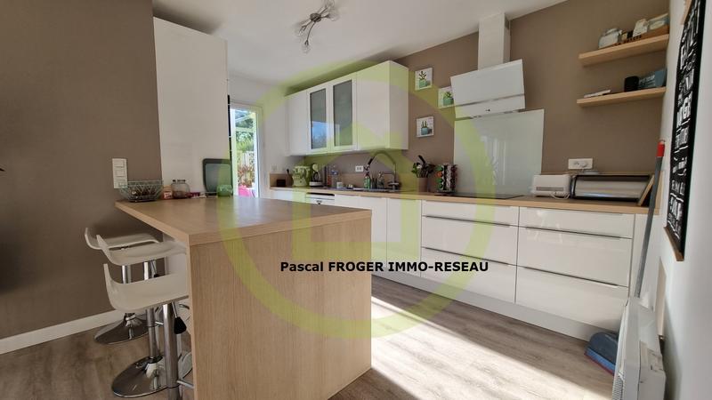 Maison - 137 m² - 7 pièces