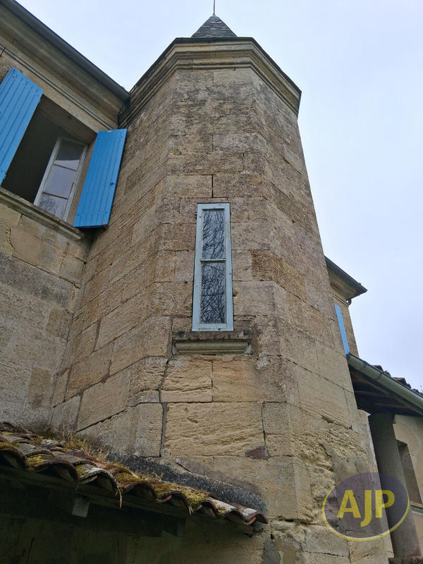 Immeuble - 30 pièces