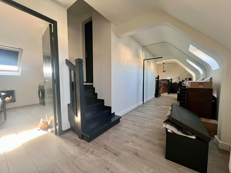 Appartement - 110 m² - 4 pièces