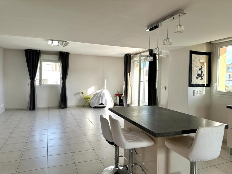 Appartement - 88 m² - 4 pièces