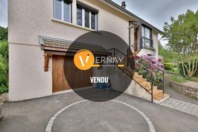 Maison - 108 m² - 5 pièces