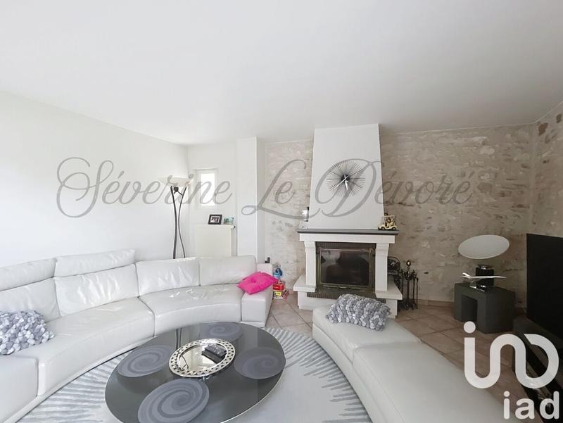 Maison - 215 m² - 9 pièces