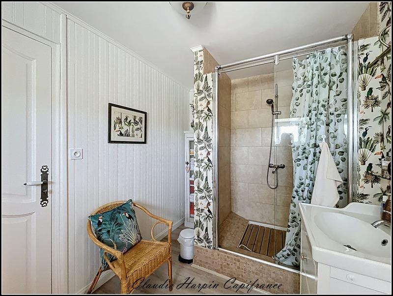 Maison - 288 m² - 8 pièces