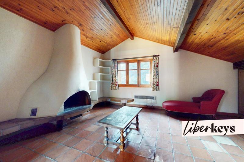 Maison - 90 m² - 6 pièces