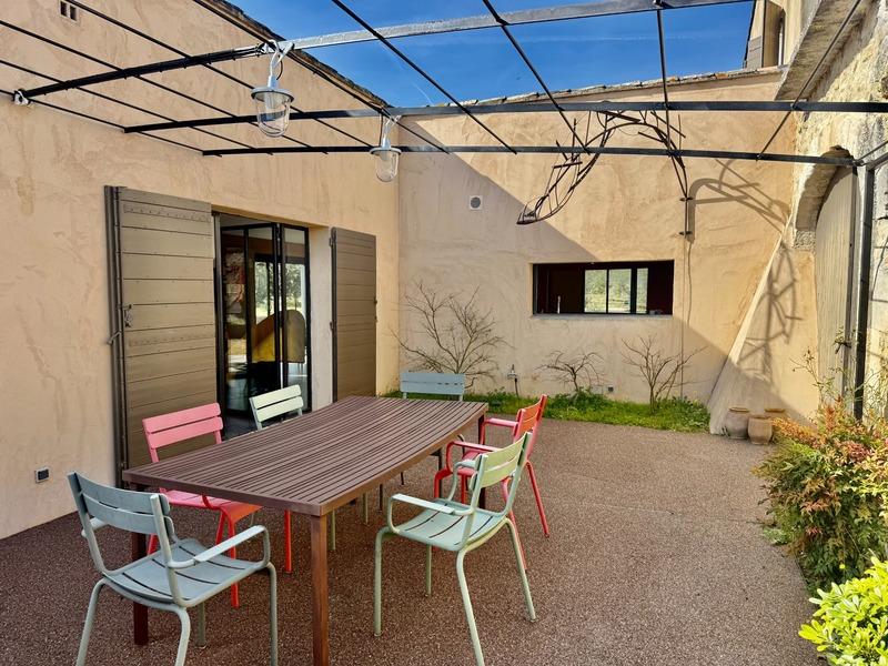 Mas - 196 m² - 6 pièces