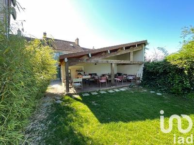 Maison - 400 m² - 15 pièces