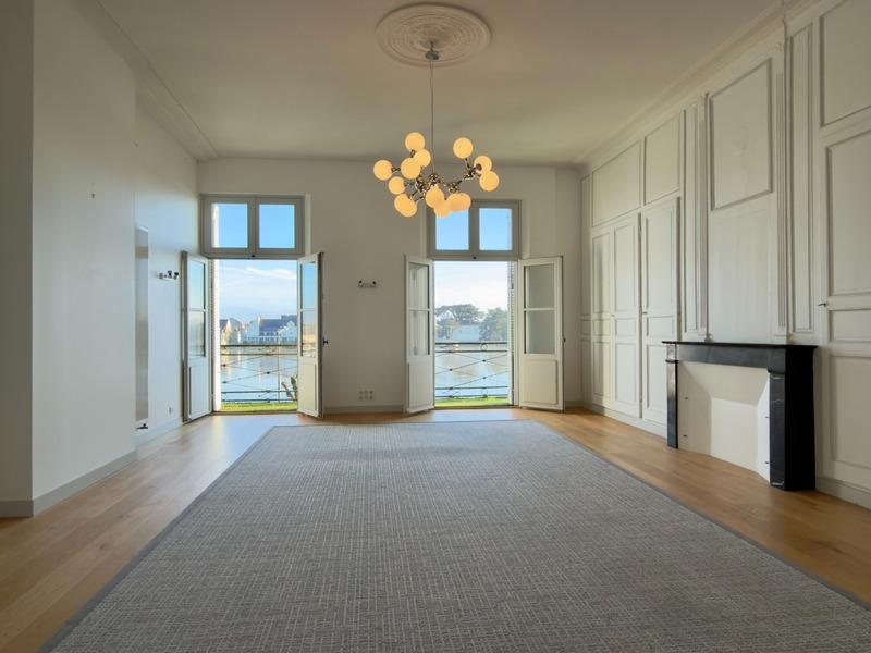 Appartement - 100 m² - 4 pièces