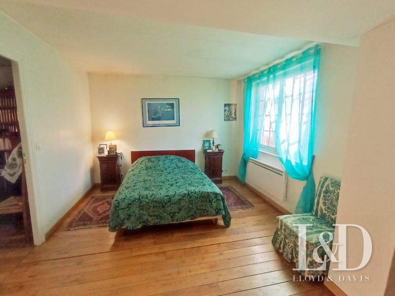 Maison - 170 m² - 6 pièces