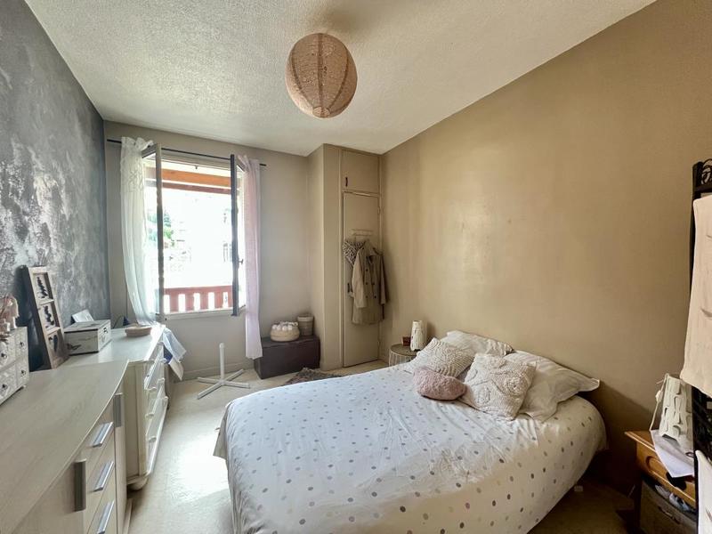 Appartement ancien - 51 m² - 3 pièces