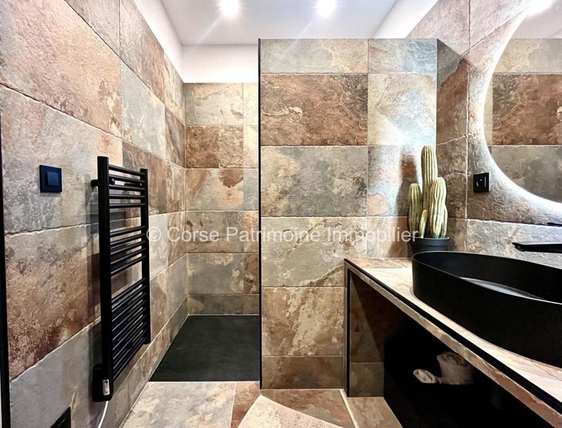 Villa - 148 m² - 6 pièces