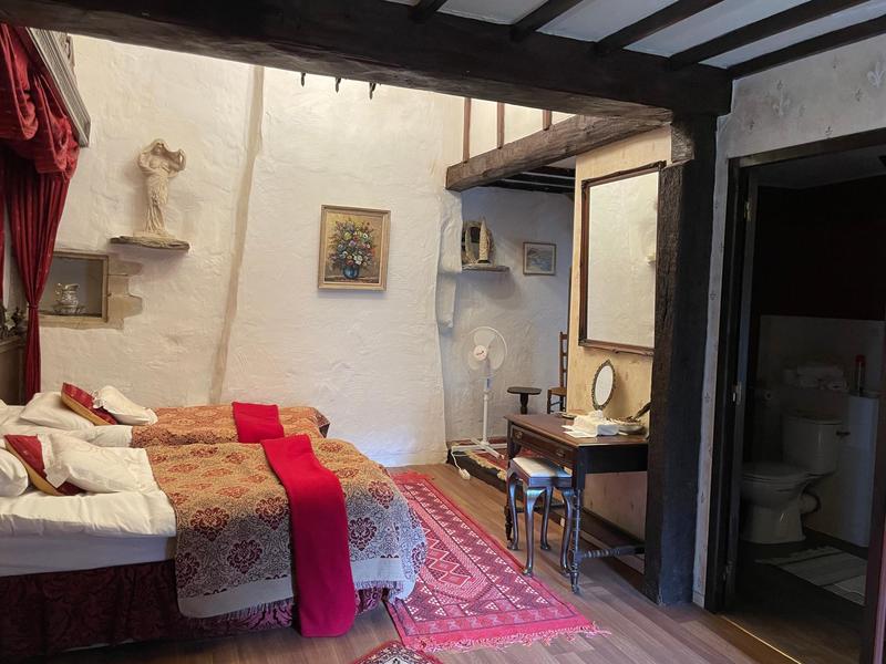 Propriété - 500 m² - 16 pièces